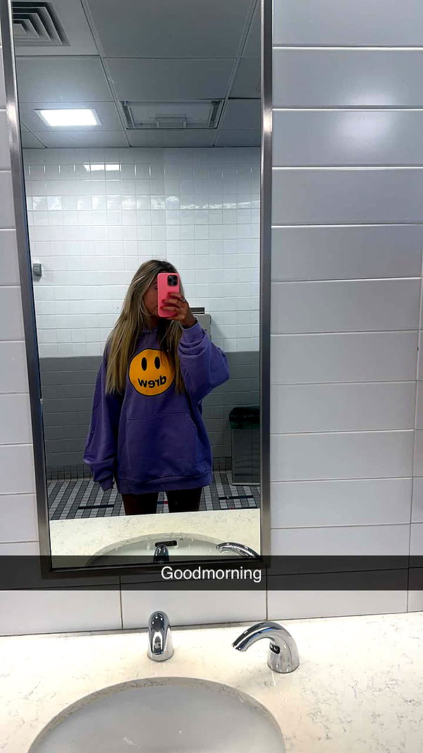 vandec23 snapchat image archive image