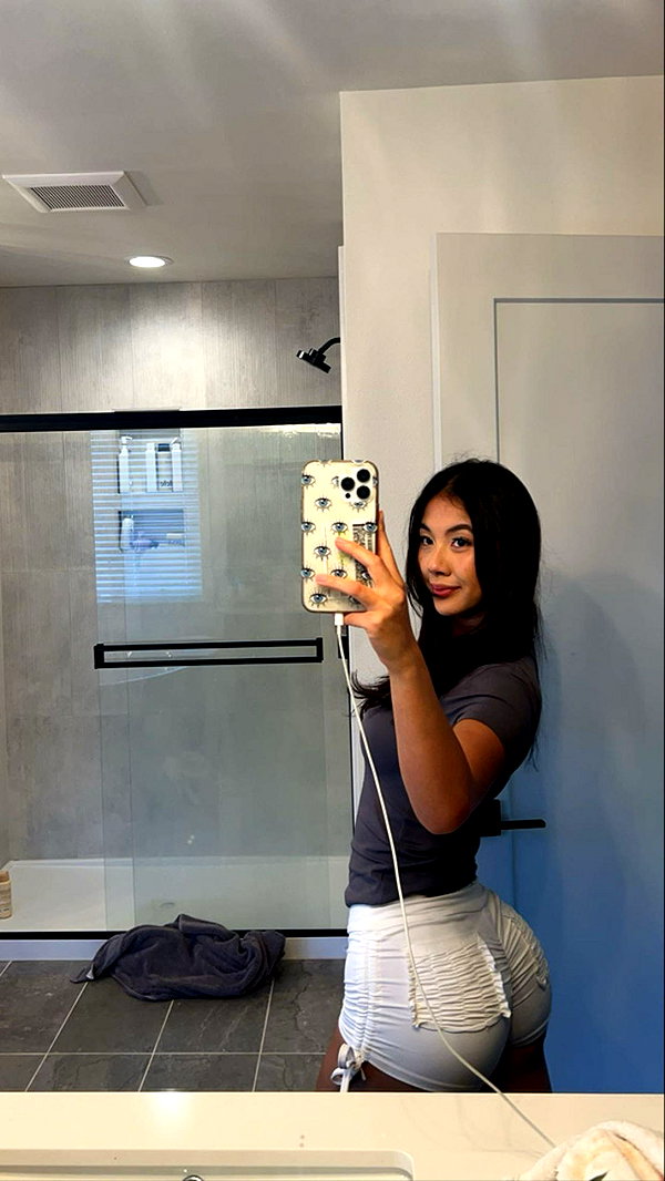 viptoriiaa snapchat image archive image