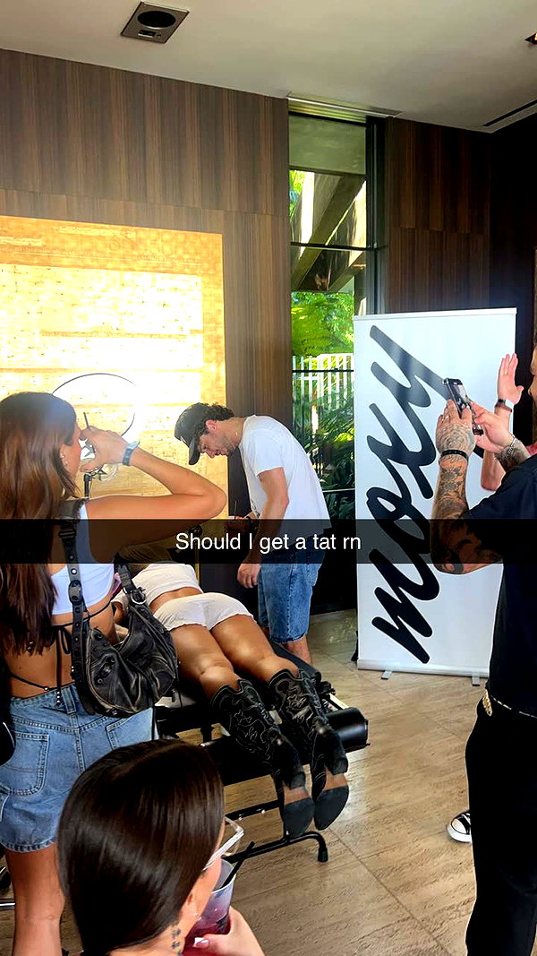 viptoriiaa snapchat image archive image