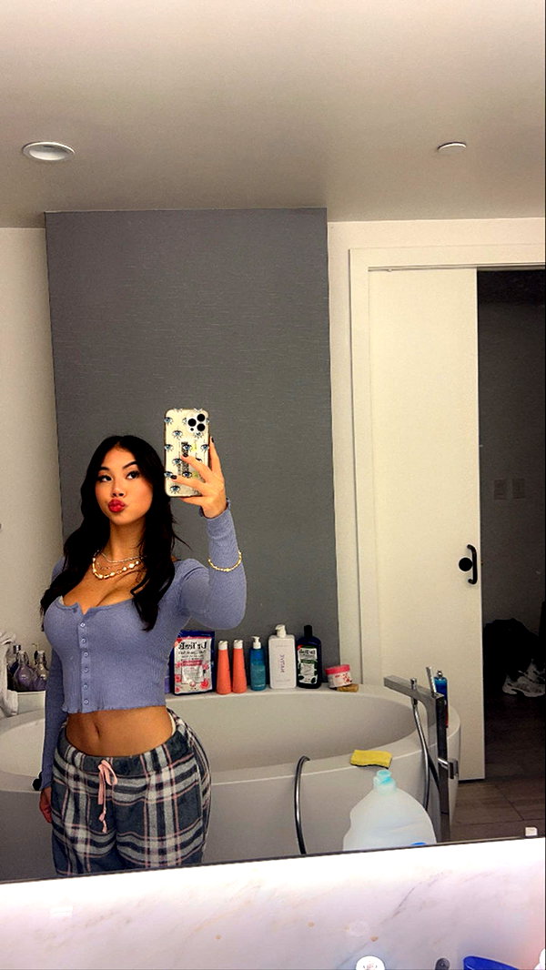 viptoriiaa snapchat image archive image
