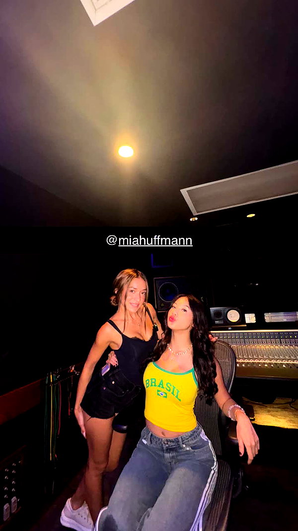 viptoriiaa snapchat image archive image