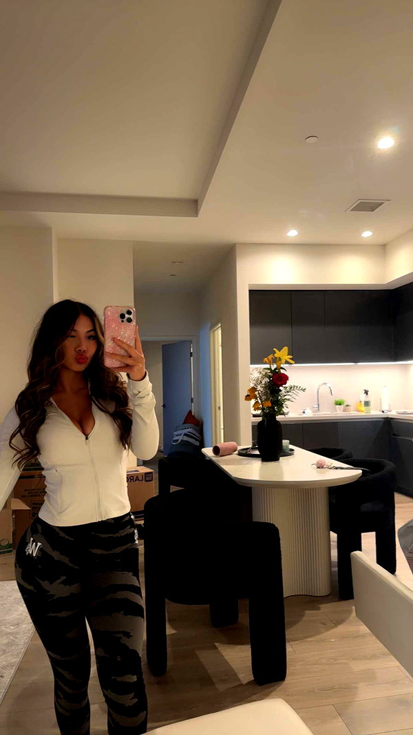 viptoriiaa snapchat image archive image