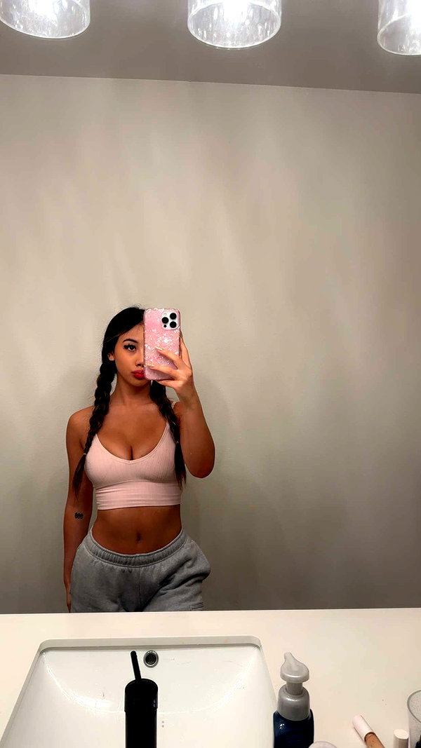 viptoriiaa snapchat image archive image