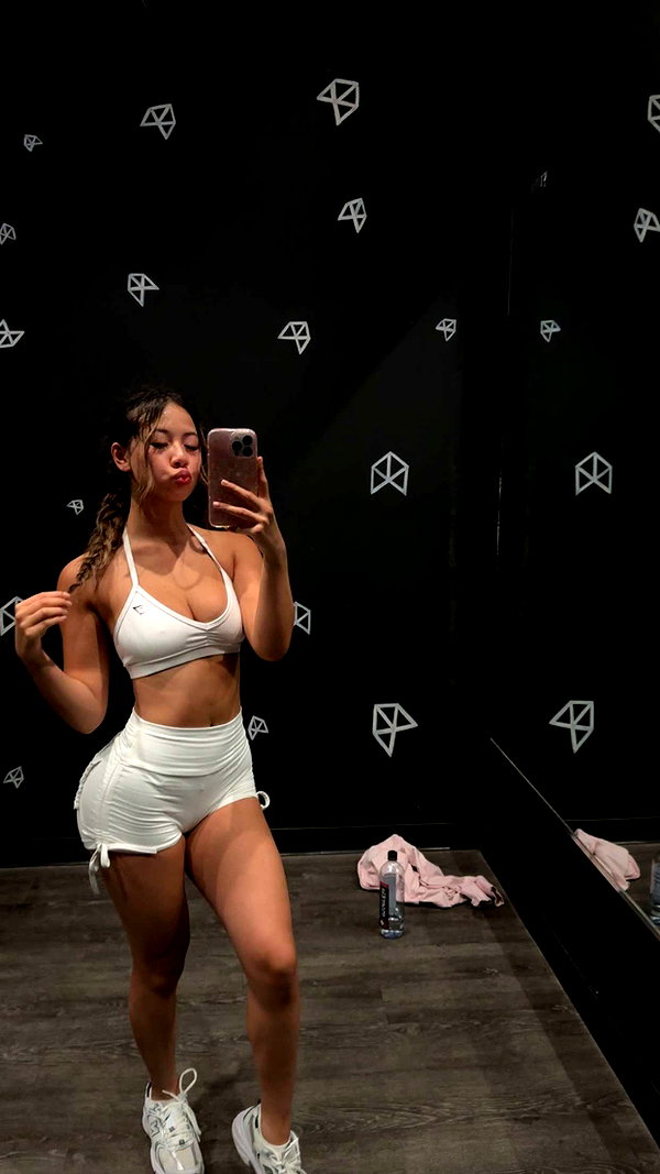 viptoriiaa snapchat image archive image