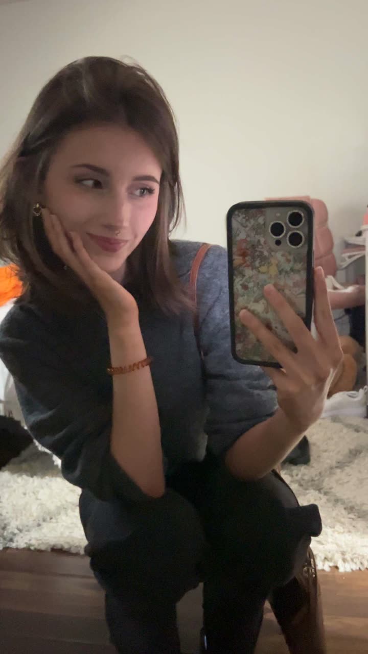 willow.jc snapchat image archive image