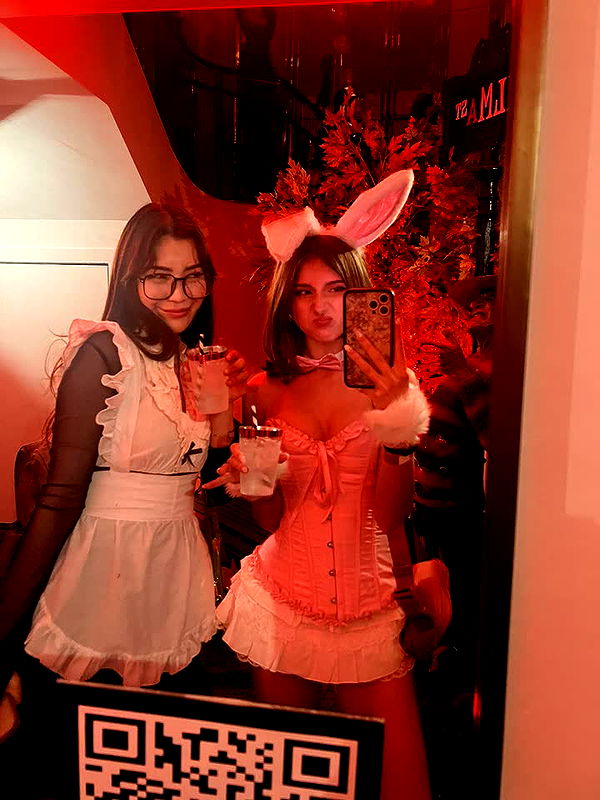 willow.jc image ~ Altpins