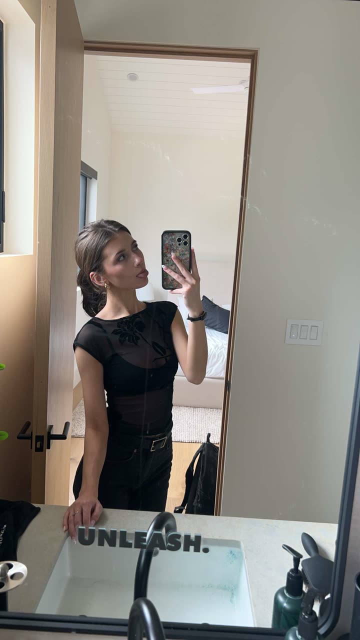 willow.jc snapchat image archive image