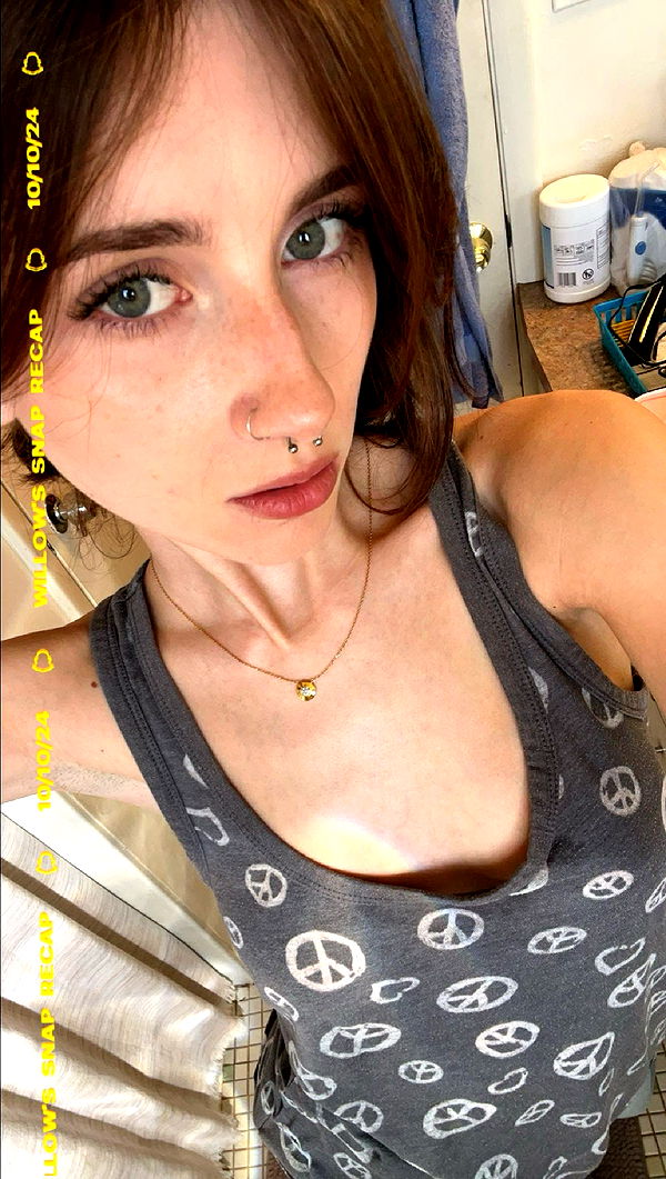 willow.jc image ~ Altpins