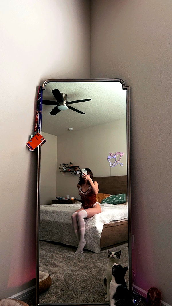 xcatlyn image ~ Altpins