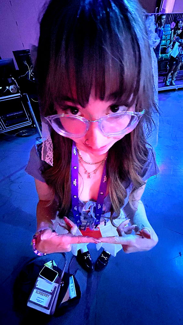 xcatlyn image ~ Altpins