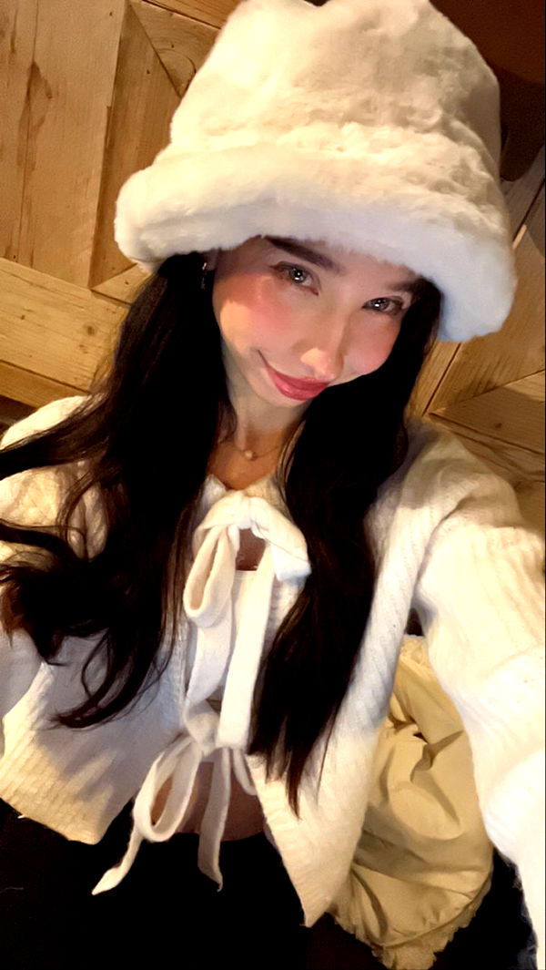 xeliabunny image ~ Altpins