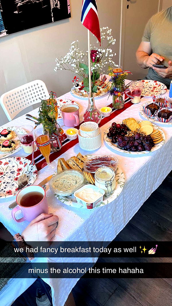 xeliabunny image ~ Altpins