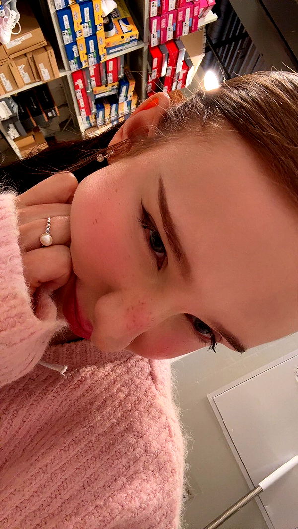 xeliabunny image ~ Altpins