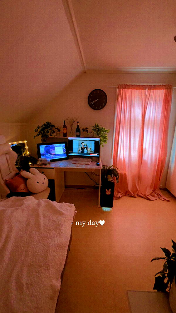 xeliabunny image ~ Altpins