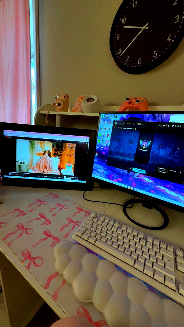 xeliabunny image ~ Altpins