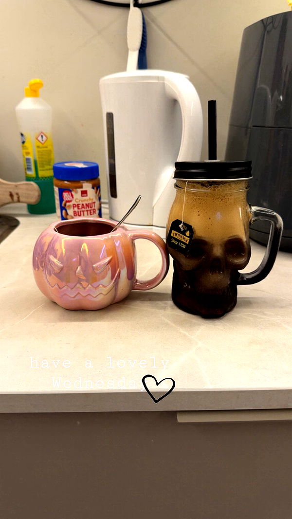 xeliabunny image ~ Altpins