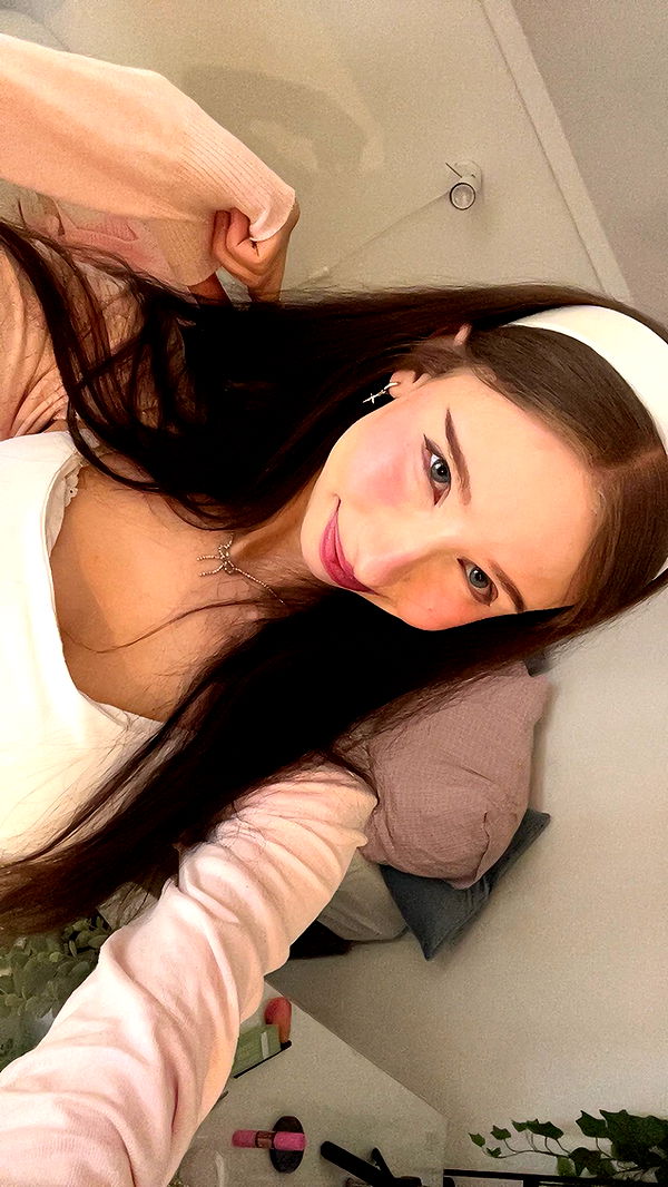 xeliabunny image ~ Altpins