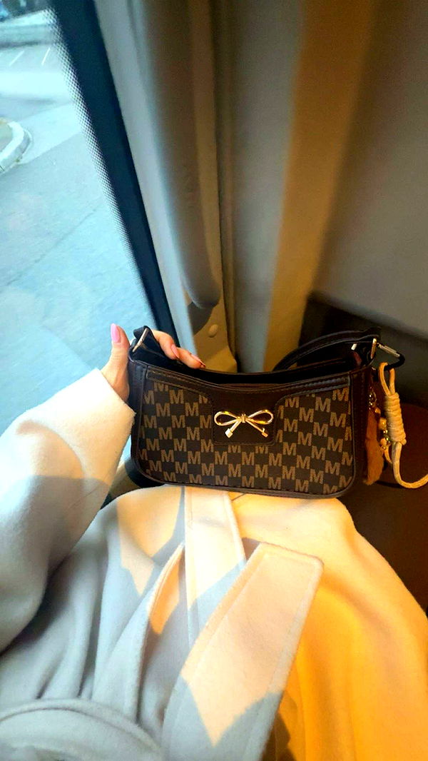 xeliabunny image ~ Altpins