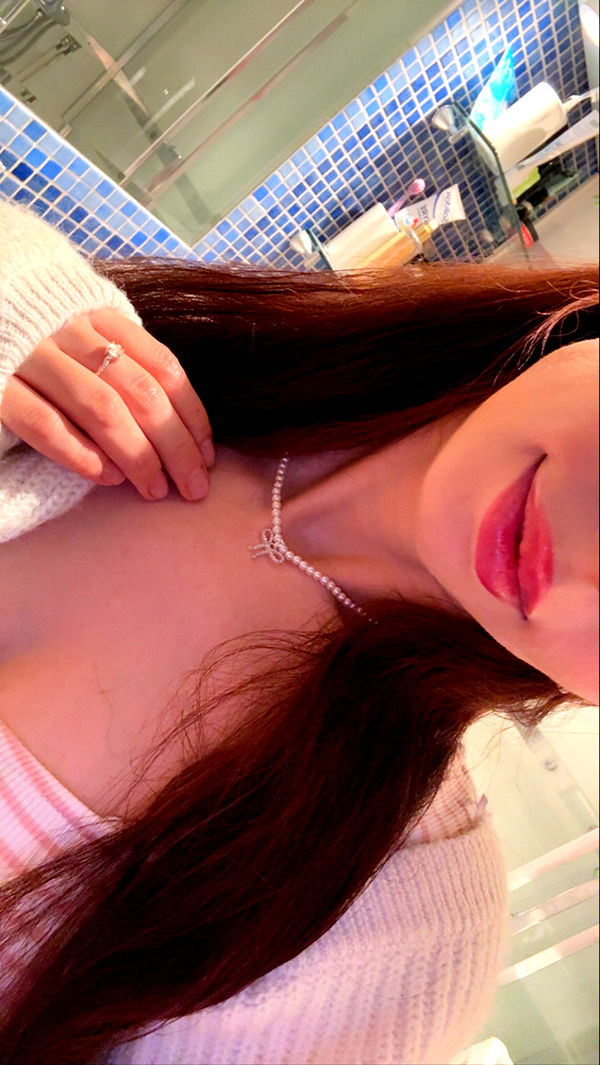 xeliabunny image ~ Altpins