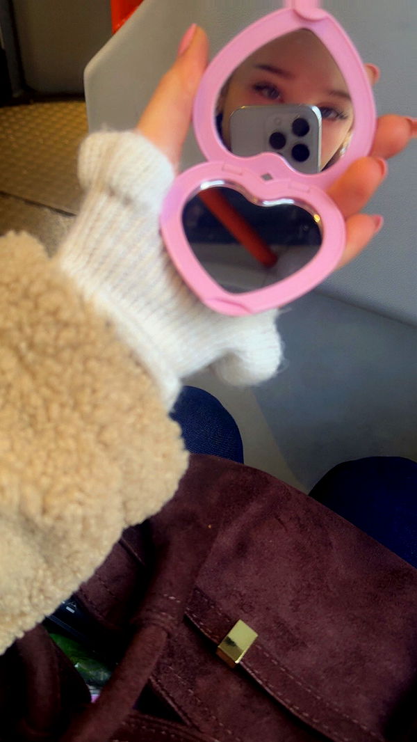 xeliabunny image ~ Altpins