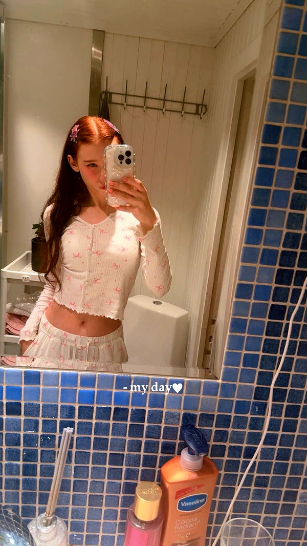 xeliabunny image ~ Altpins