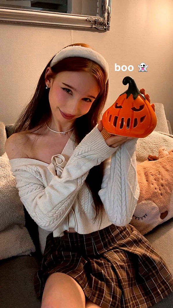 xeliabunny image ~ Altpins