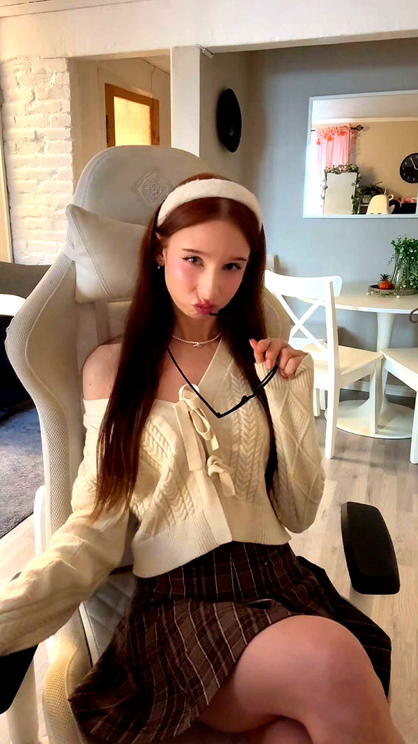 xeliabunny image ~ Altpins