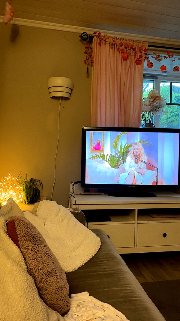 xeliabunny image ~ Altpins