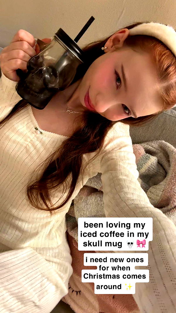 xeliabunny image ~ Altpins