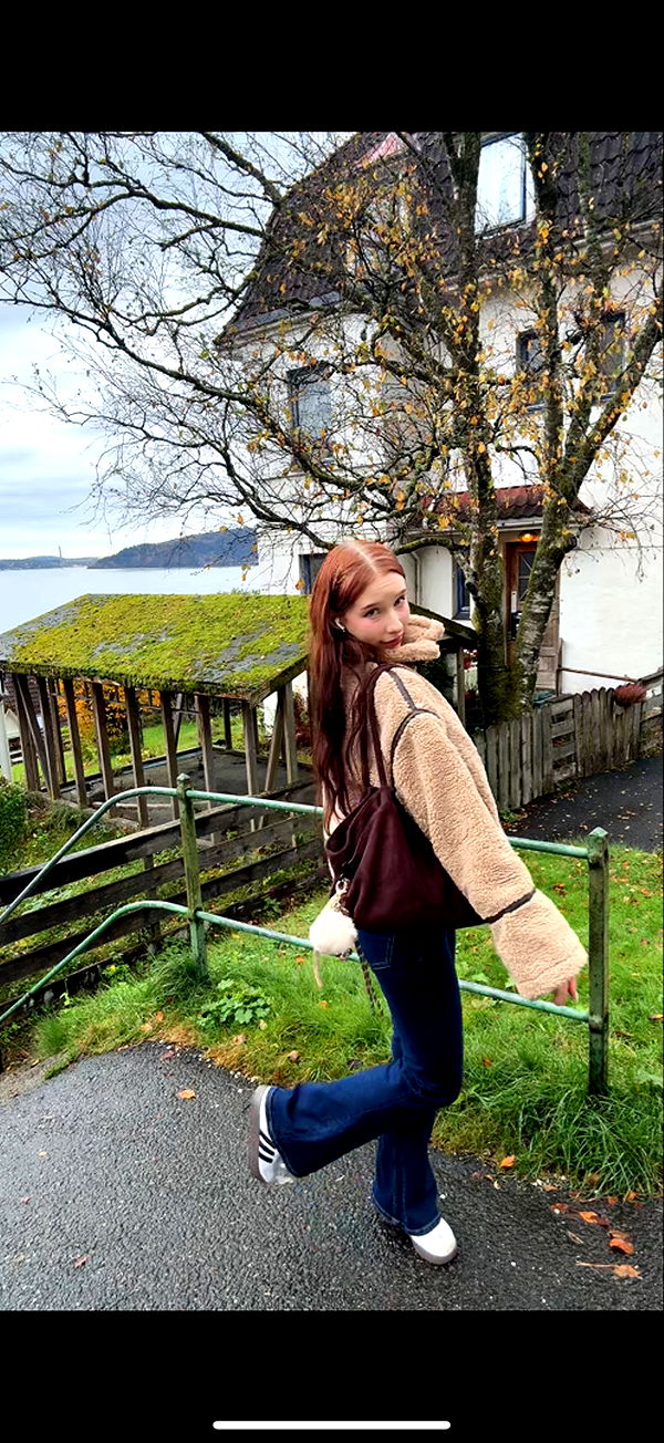 xeliabunny image ~ Altpins