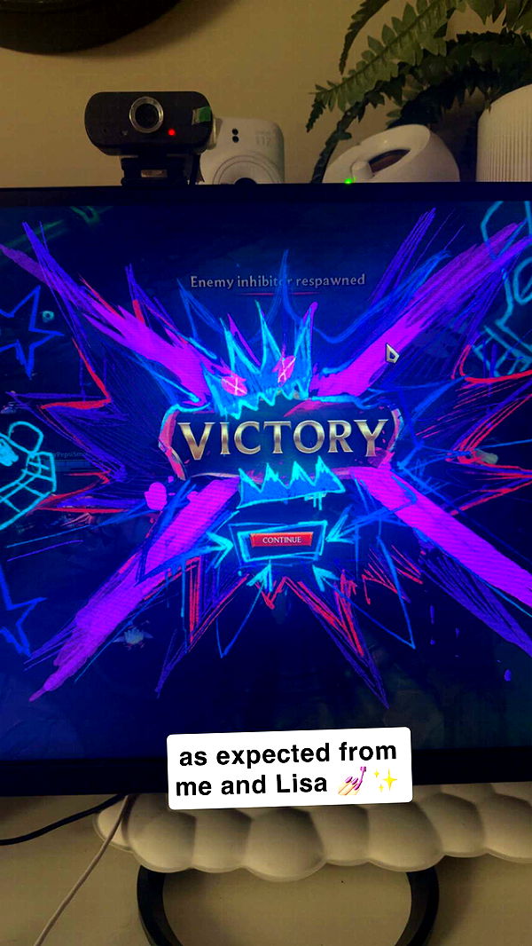 xeliabunny image ~ Altpins