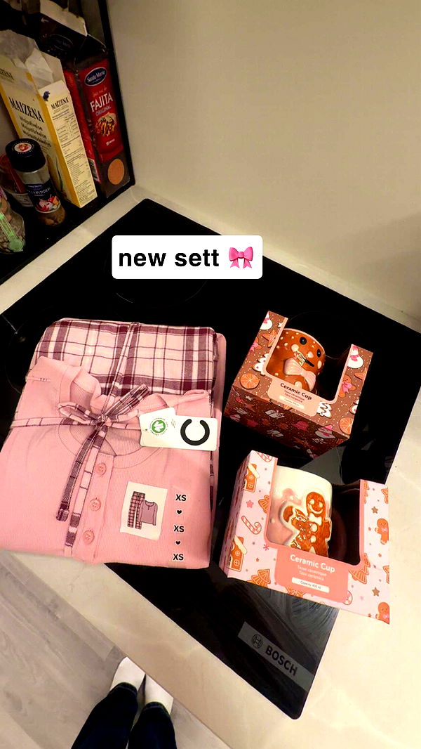 xeliabunny image ~ Altpins