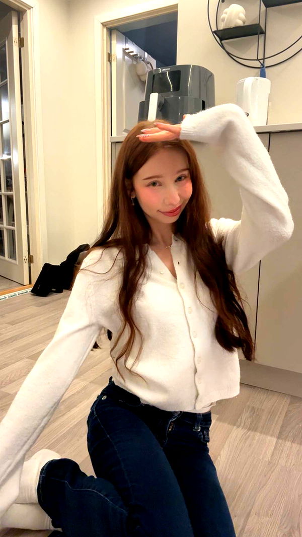 xeliabunny image ~ Altpins