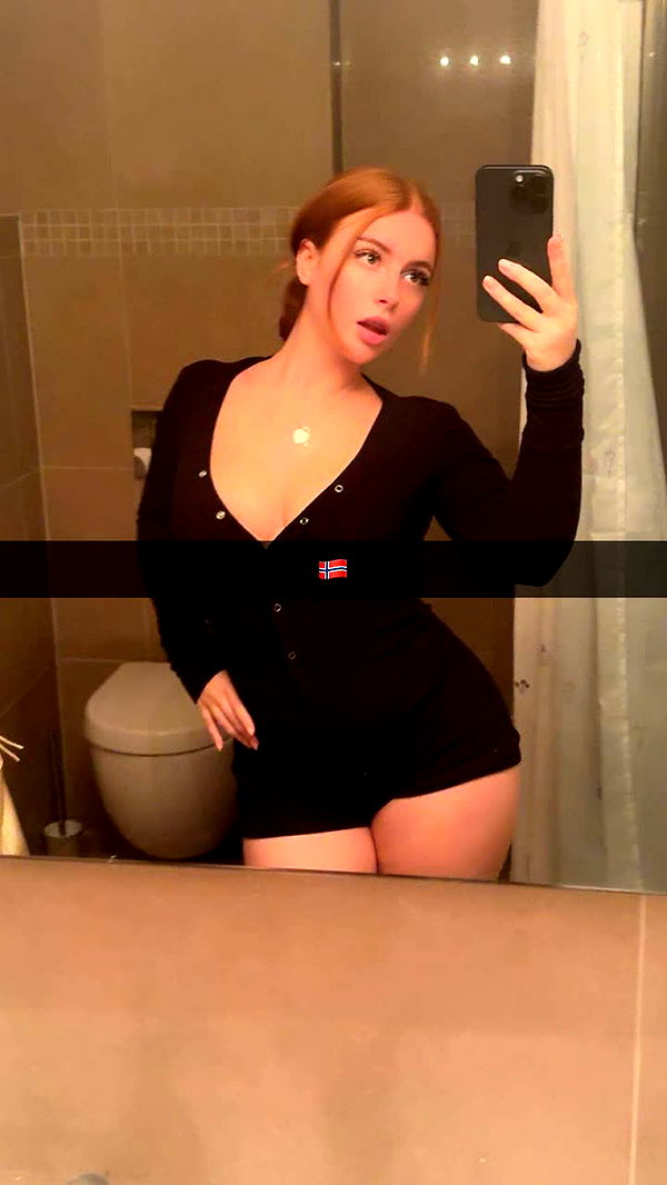 xxxtinacarmella image ~ Altpins