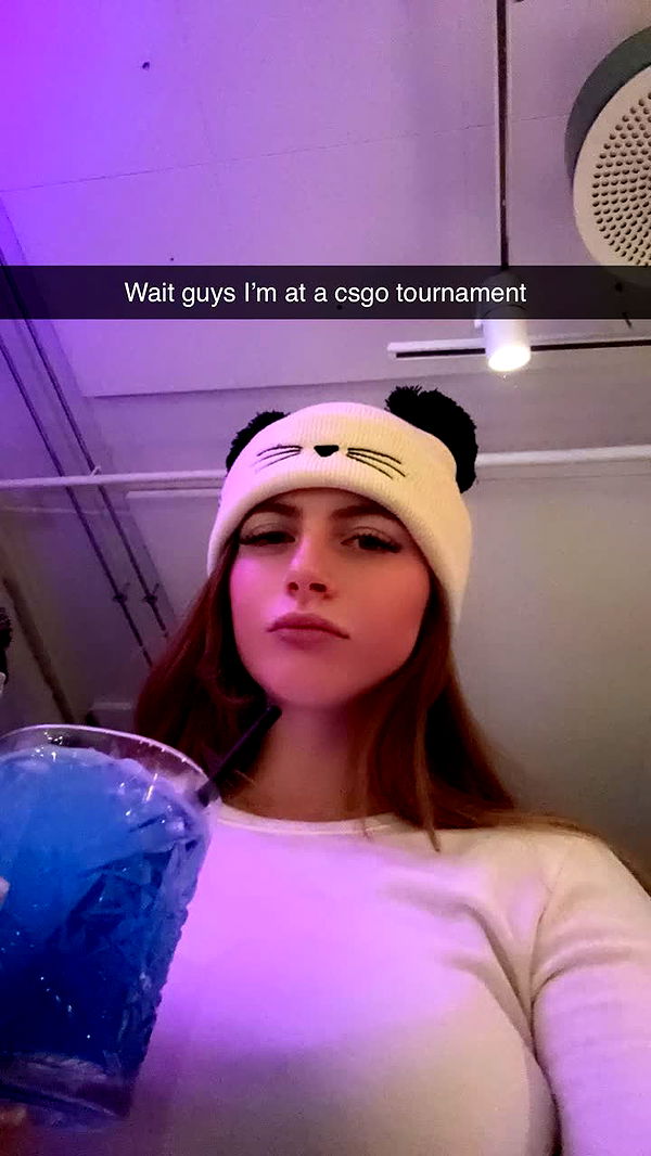 xxxtinacarmella image ~ Altpins