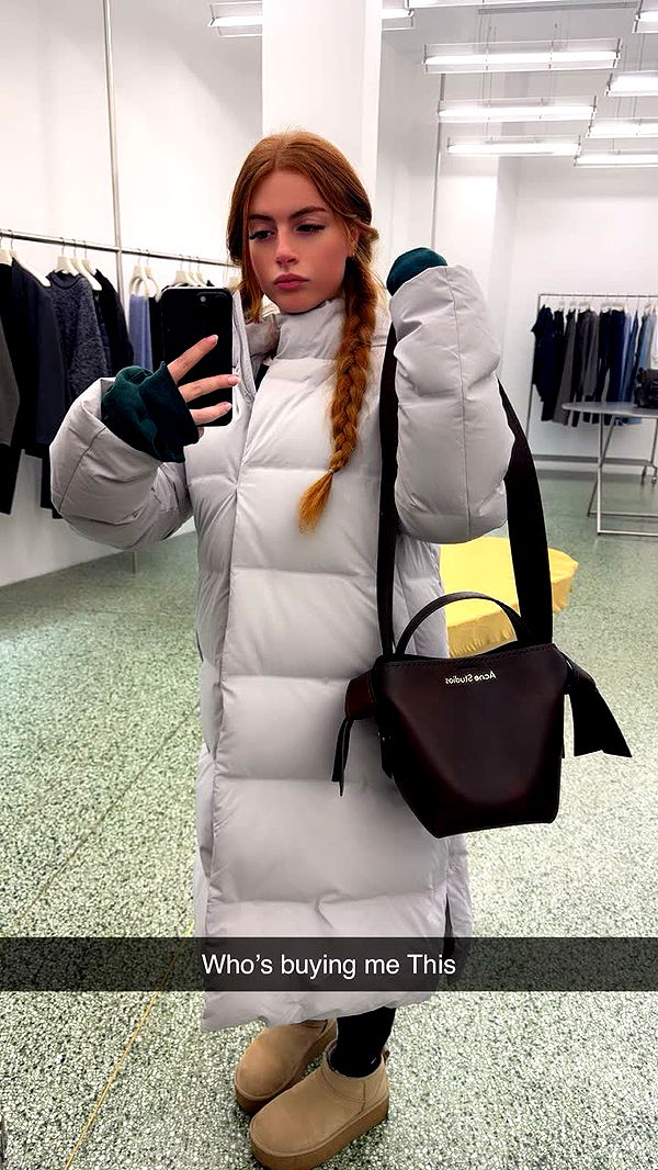 xxxtinacarmella image ~ Altpins