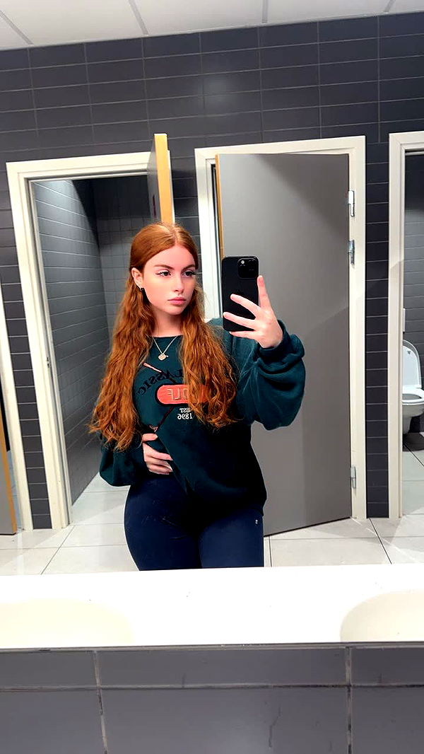 xxxtinacarmella image ~ Altpins