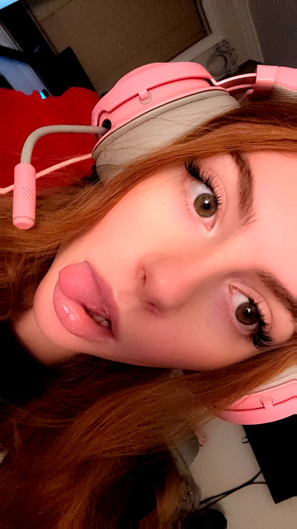 xxxtinacarmella snapchat image archive image