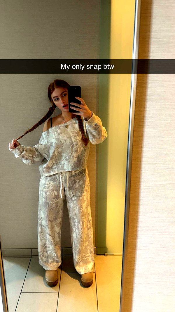 xxxtinacarmella snapchat image archive image