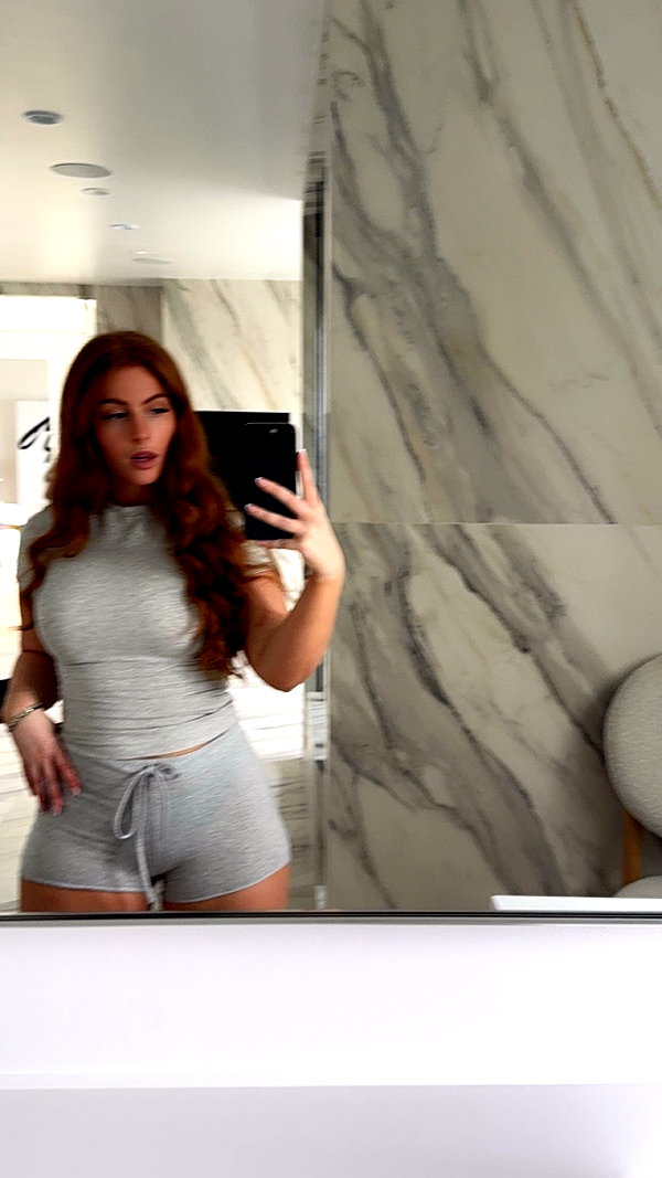xxxtinacarmella snapchat image archive image