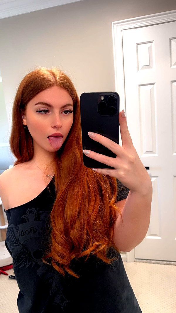 xxxtinacarmella snapchat image archive image