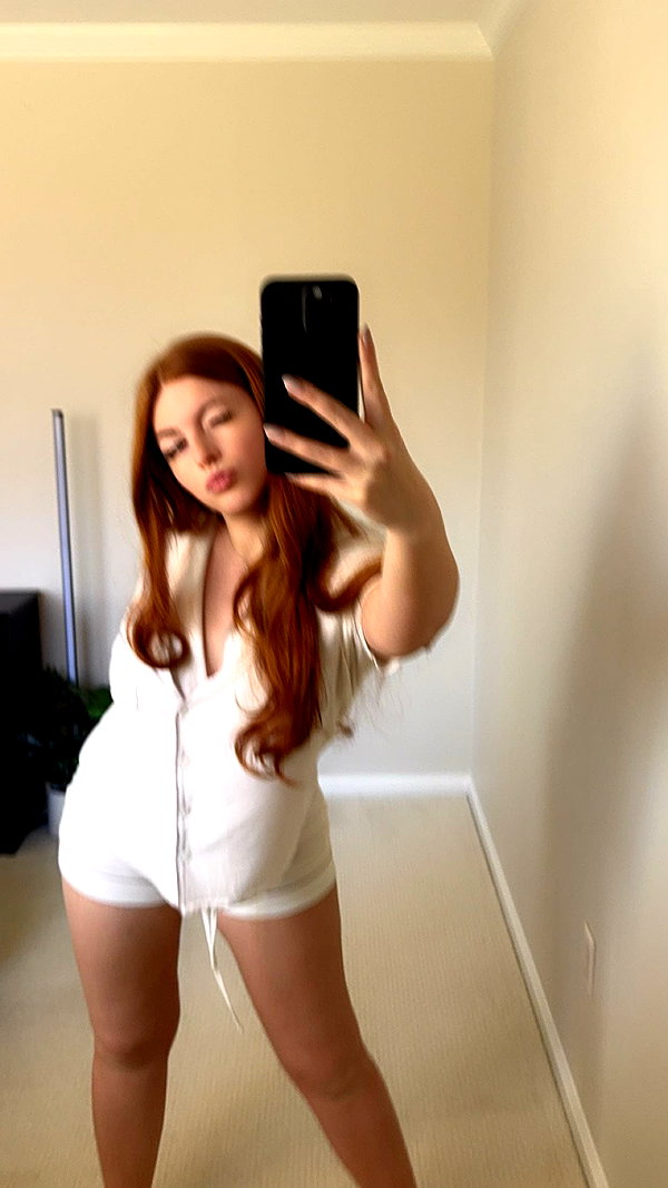 xxxtinacarmella snapchat image archive image