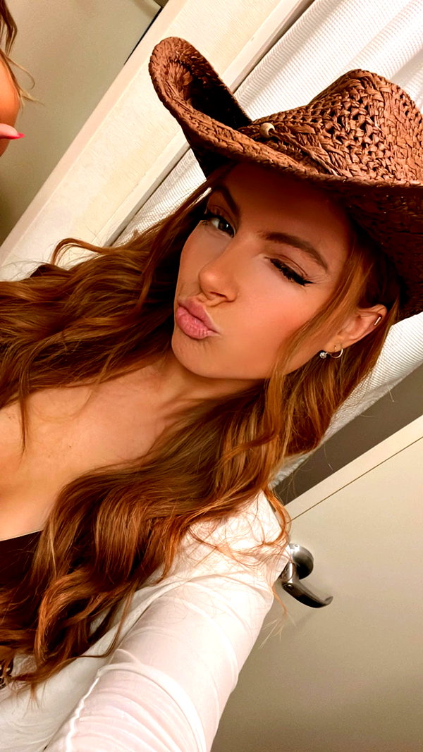 xxxtinacarmella snapchat image archive image