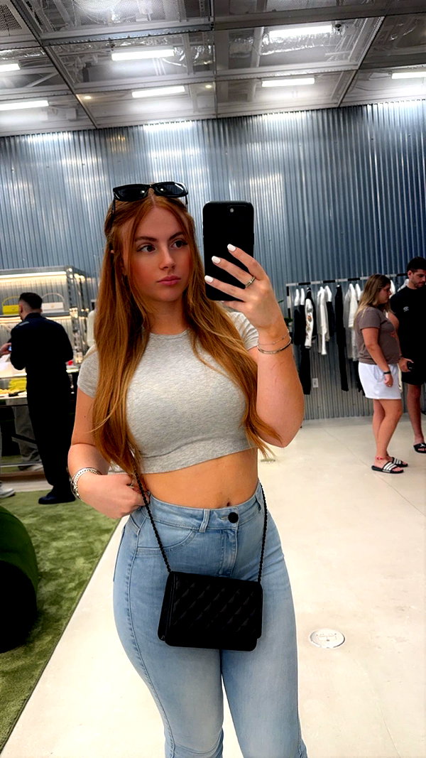 xxxtinacarmella snapchat image archive image