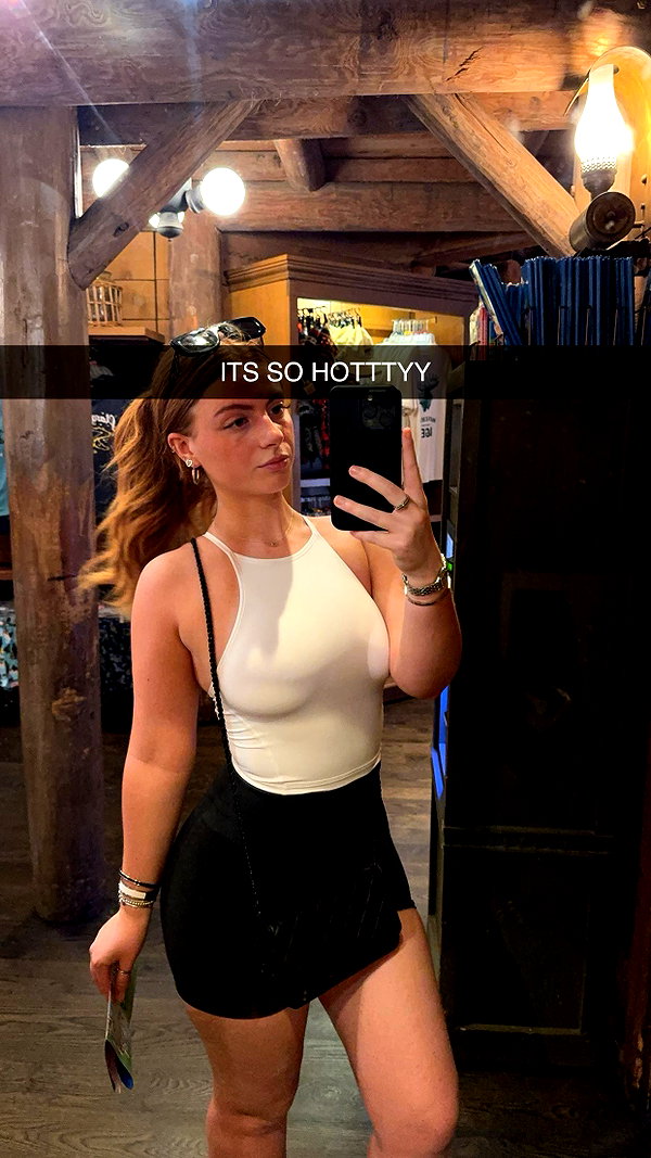 xxxtinacarmella snapchat image archive image