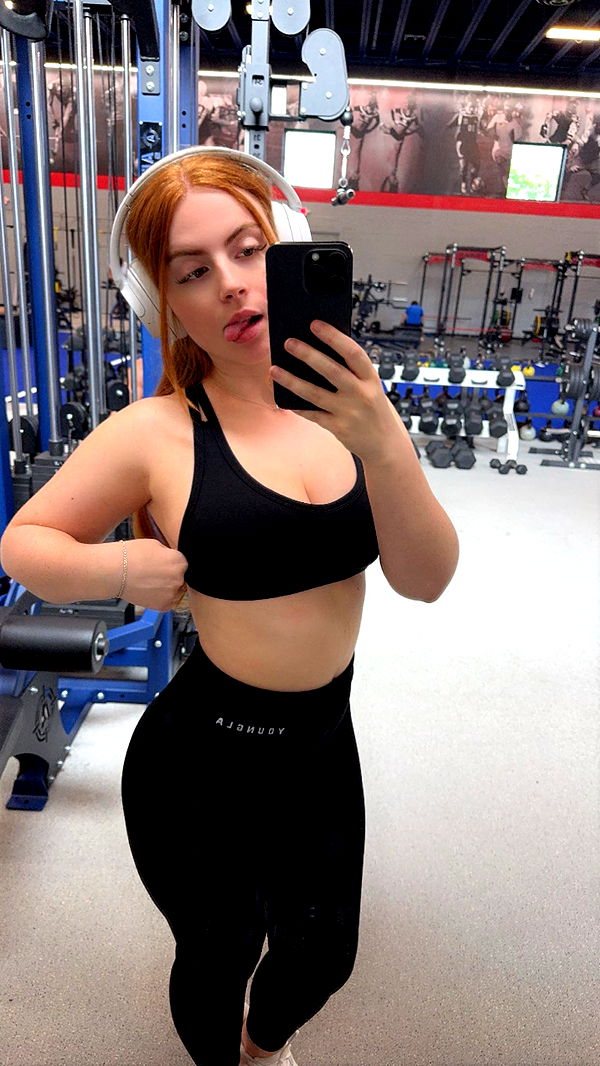 xxxtinacarmella image ~ Altpins