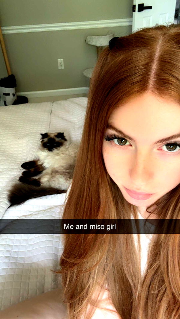 xxxtinacarmella image ~ Altpins