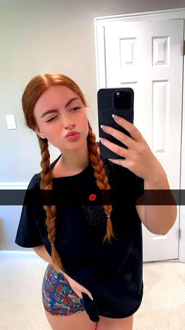 xxxtinacarmella image ~ Altpins