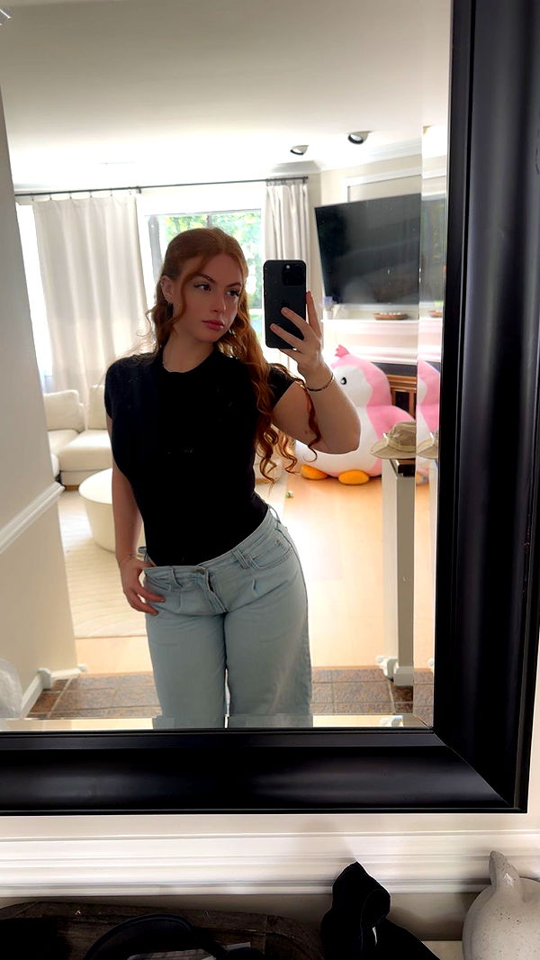 xxxtinacarmella image ~ Altpins