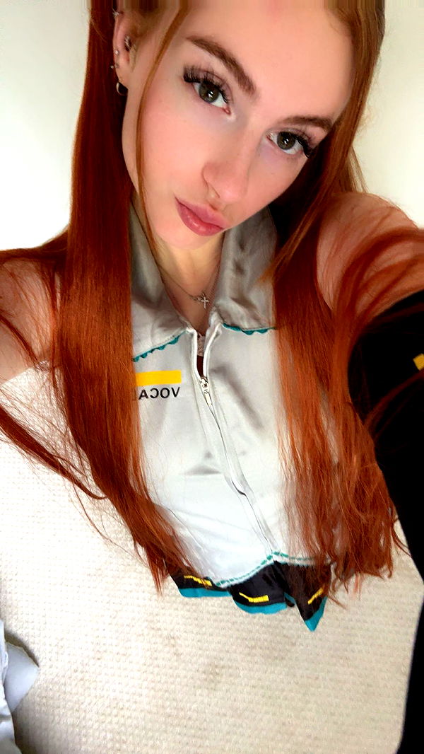 xxxtinacarmella image ~ Altpins